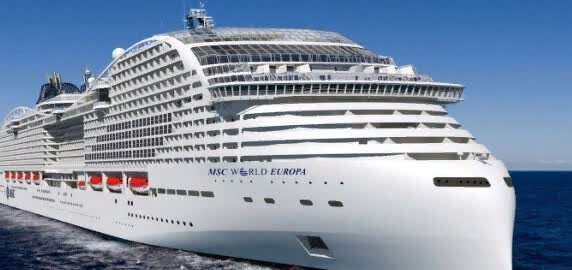 Морской круизный лайнер