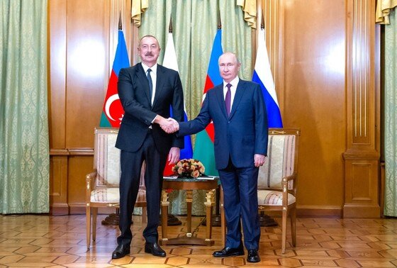    Президент РФ Владимир Путин c президентом Азербайджана Ильхамом Алиевым