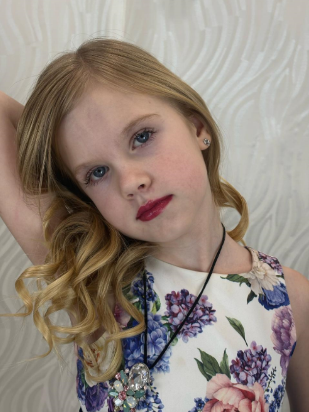 Алиса Класс блогер