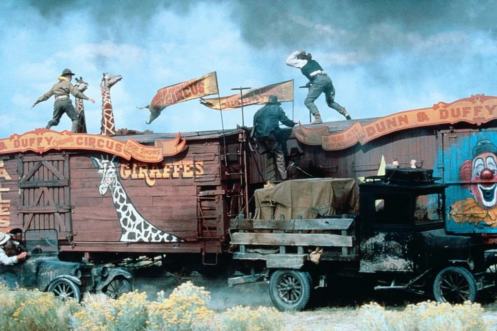 Куда без трюков с поездом!