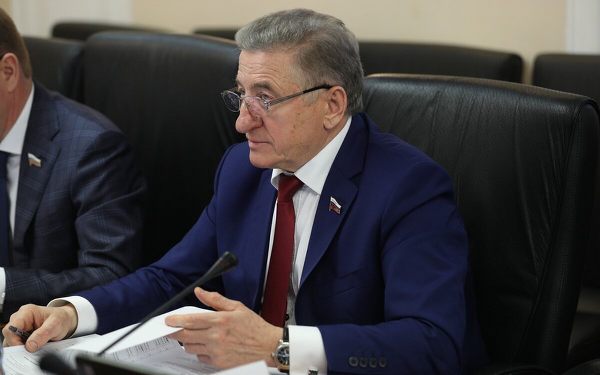    Сенатор Сергей Лукин: «Необходимо найти сбалансированное решение по вопросу льготной ипотеки» Фото пресс-службы Совета Федерации