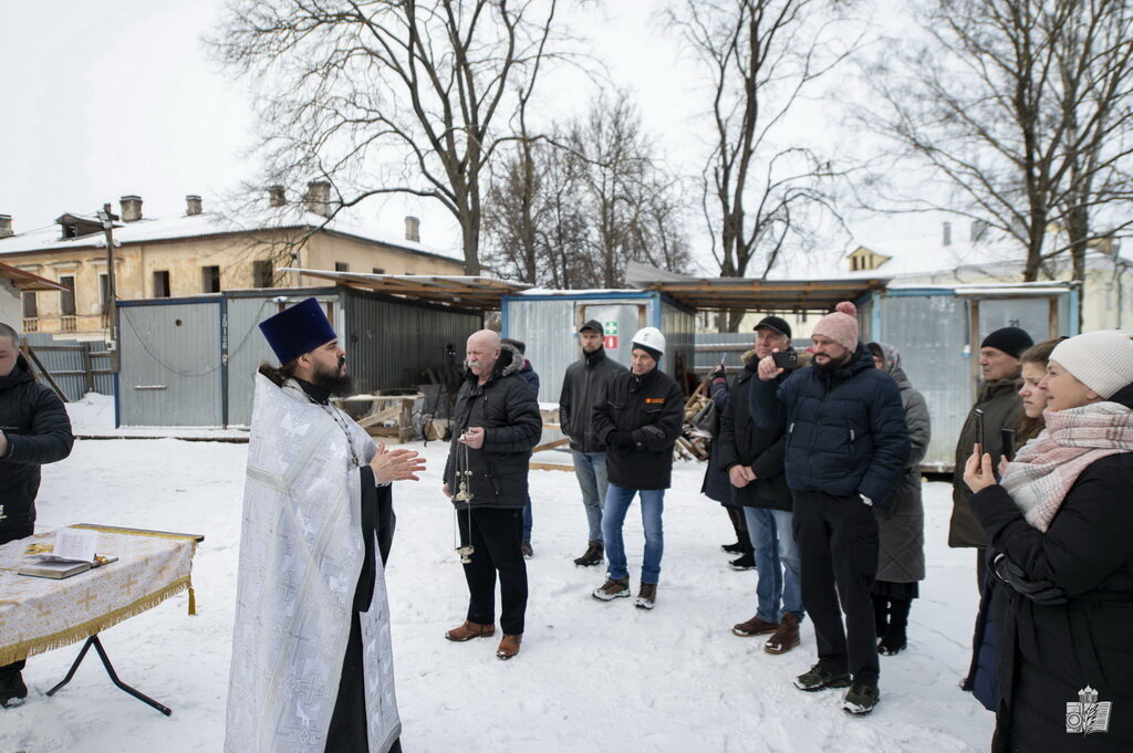 Храм в крестах Псков