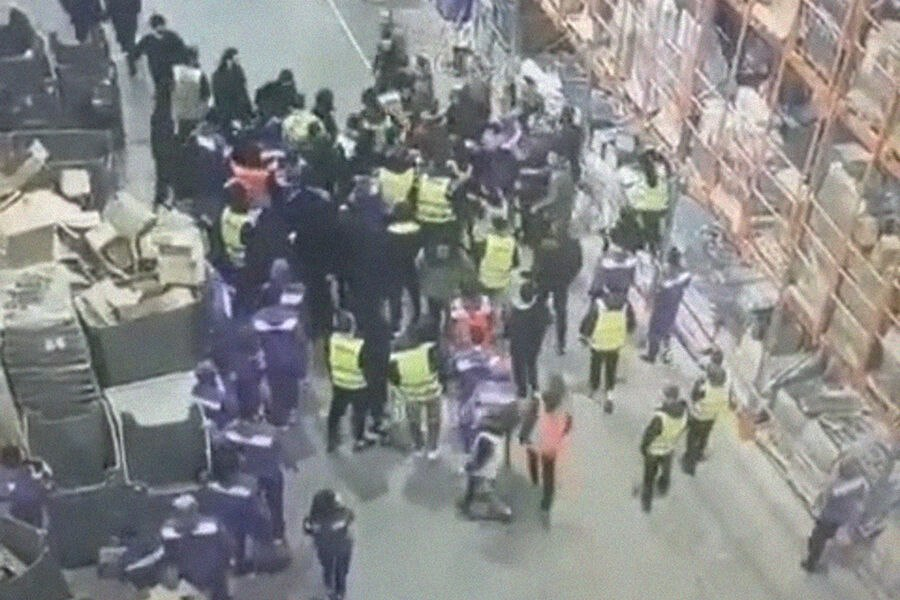 контрабанда в лесных грузах. колокольцев возбуждено уголовное дело. следователь. уголовное дело возбуждается. колокольцев возбуждено уголовное дело.