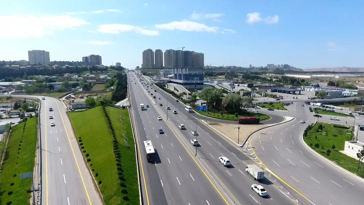 Автомагистраль на въезде в Баку © Azerbaijan Highway State Agency