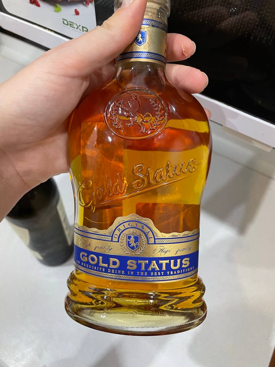 Российской коньяк Gold Status