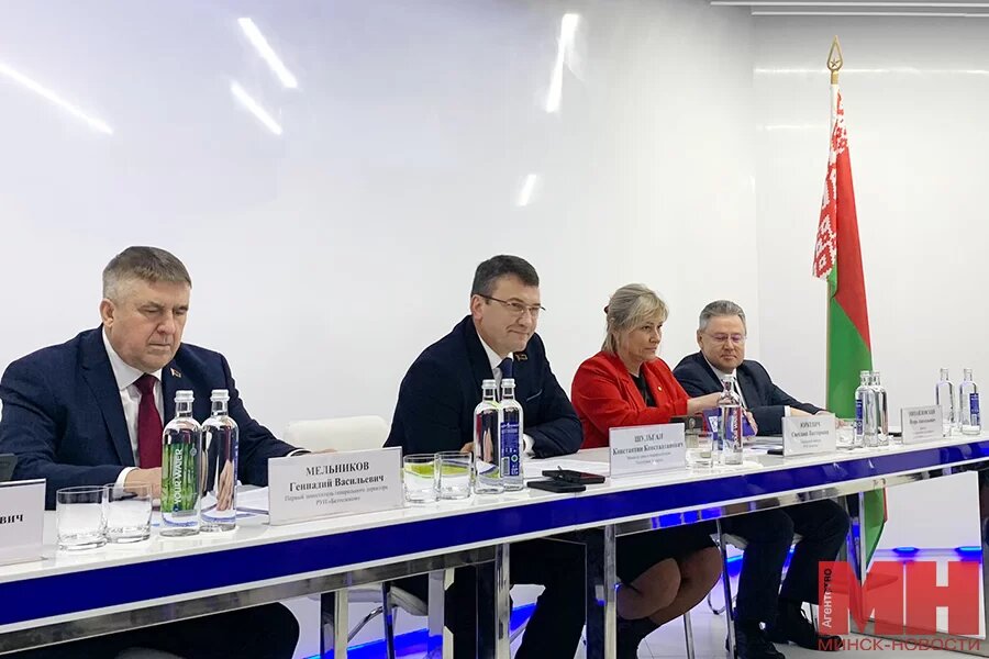 карта минск до жлобина. белорусского государственного университета в минске. минск мин. советская 9 минск. от смоленска до нижнего новгорода.