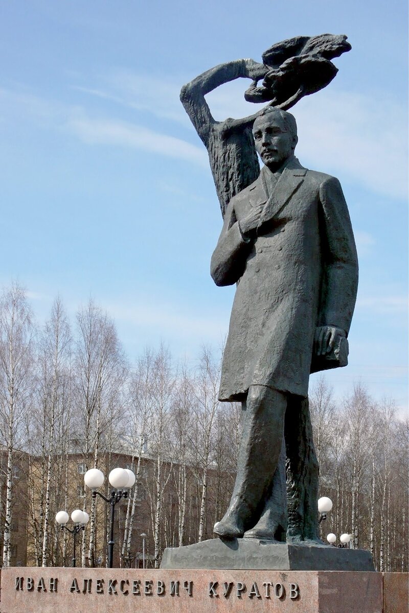 памятник в самарской области обезьяна с клавиатурой. самара памятник интернетчику. самара памятник пользователю интернета. памятник интернету в самаре, россия. памятник интернету.