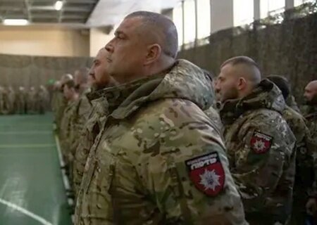    Бунт полицейских подавлен. Всем вручены повестки