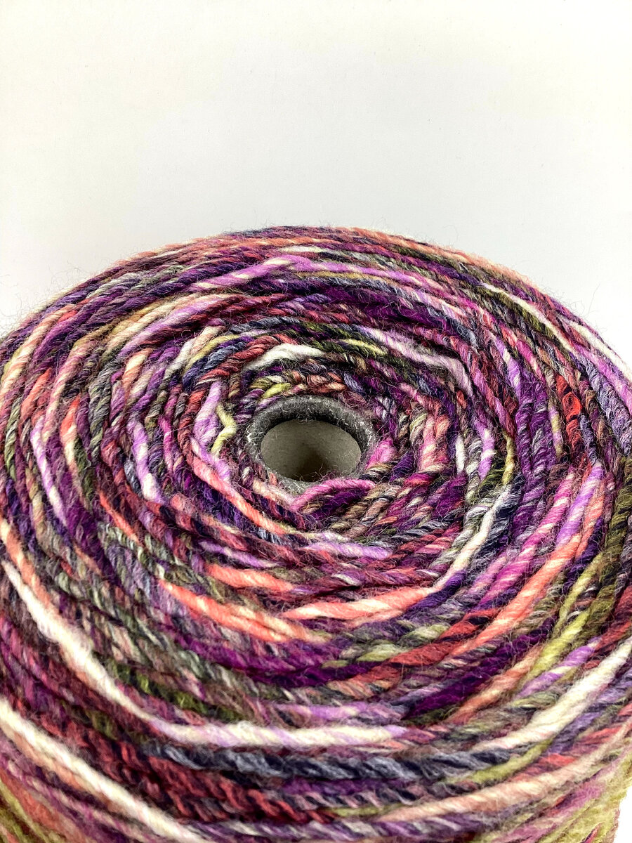 Крупный план. Видна фактура пряжи 