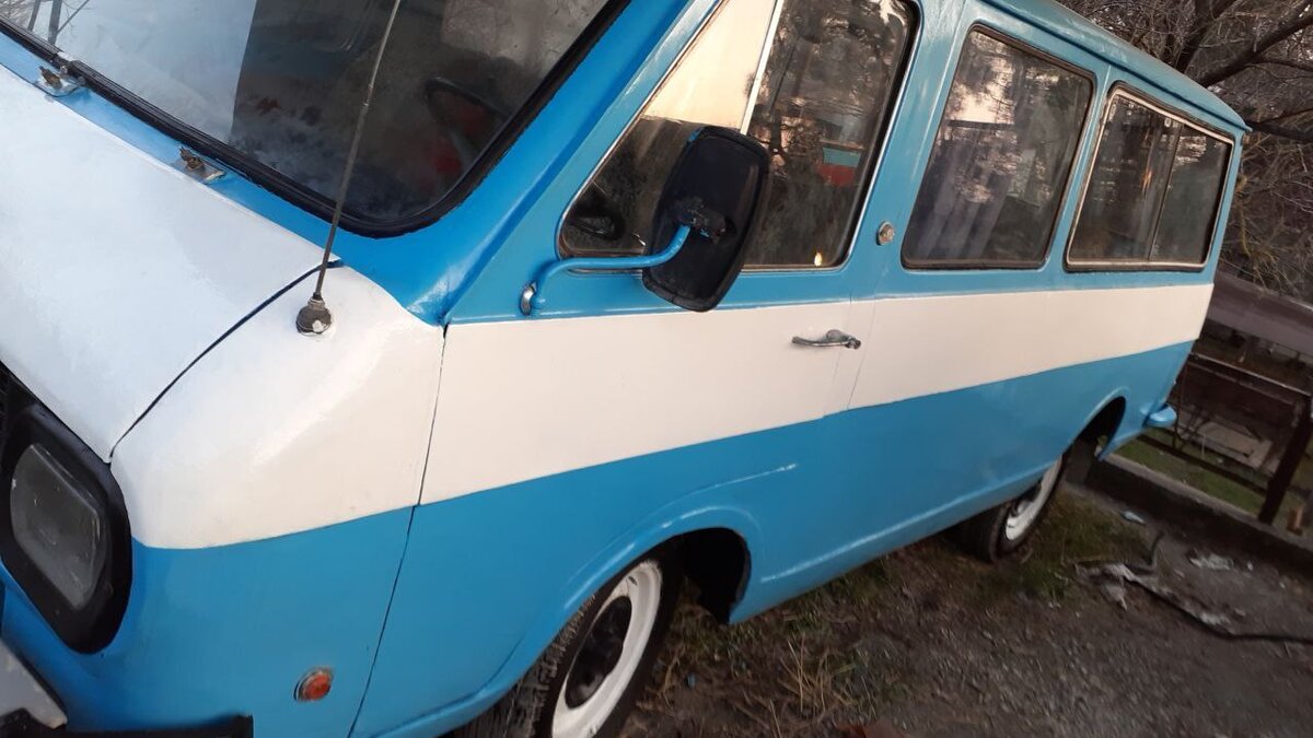 тут должен звучать музон из "Санта-Барбары"