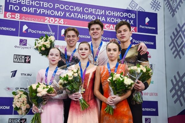    Чемпионы и призёры соревнований в парном катании. Фото: Федерация фигурного катания на коньках России