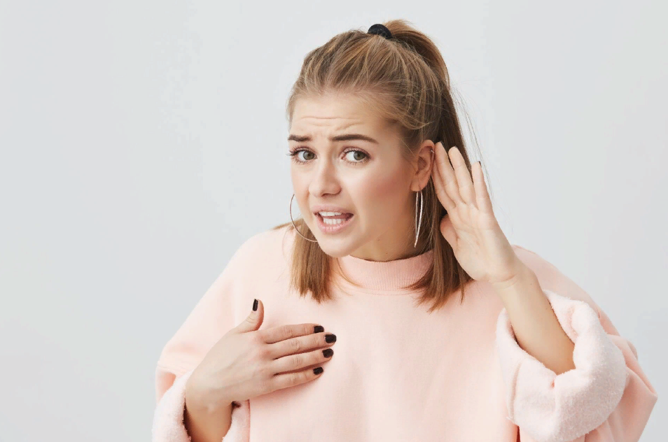 <a href="https://www.freepik.com/free-photo/angry-aggressive-caucasian-female-pink-sweater-looking-with-anger-appeal-pointing-herself-holding-hand-her-ear-like-she-doesn-t-hear-what-she-is-told-ferusing-listen_8921018.htm#query=%D1%81%D0%BB%D1%83%D1%88%D0%B0%D0%BD%D0%B8%D0%B5&position=0&from_view=search&track=ais&uuid=033440d5-99ed-45a6-bf8d-8e4f57182aca">Image by cookie_studio</a> on Freepik