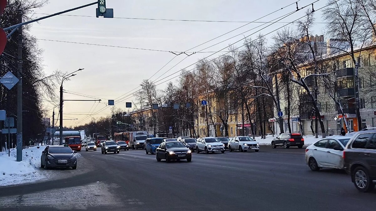     Для строительства дублера проспекта Гагарина в Нижнем Новгороде решено изъять свыше 200 участков земли. Об этом говорится в документации, размещенной на портале регионального минимущества.