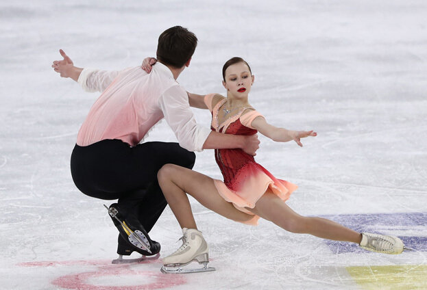    Анастасия Чернышова и Владислав Вильчик.Федор Успенский