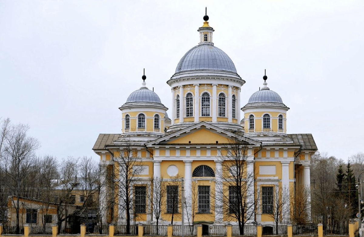 Новгородский торжок. Торжок Спасо-Преображенский.