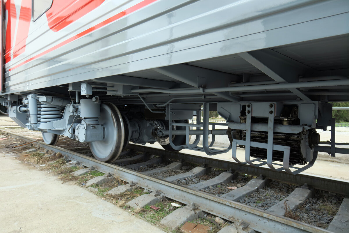 ГПУ с приводом типа WBA-32/2, установленный на вагоне-ресторане модели 61-4460. Источник: barmacode.livejournal.com