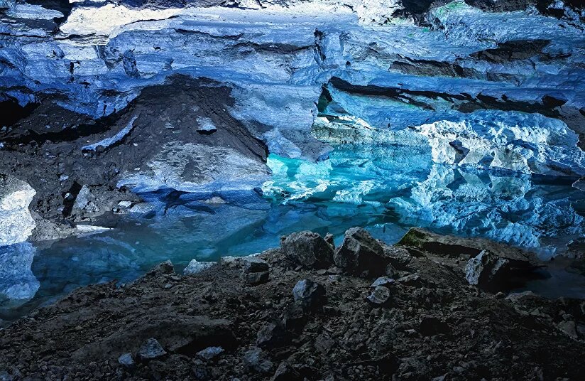 Солистка ансамбль падида. Камерный ансамбль солисты санкт-петербурга. Студенты в пещере время. Спелеотуризм туризм. Студенты в пещере время.