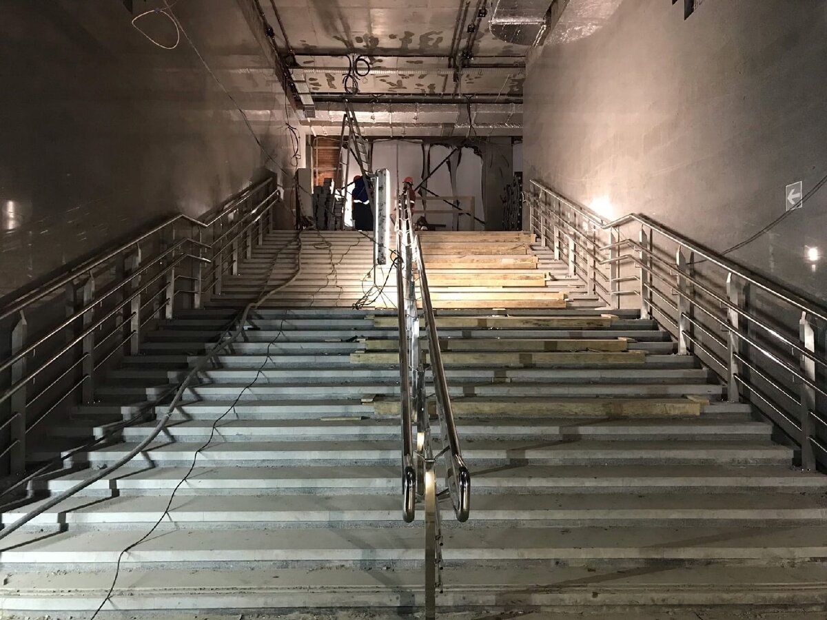 Hello i`m. How to say привет in english. Hello is other. Мем hello, is it me you're looking for. Hello карточка.