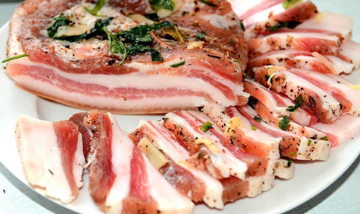 Что может быть вкуснее домашнего сала