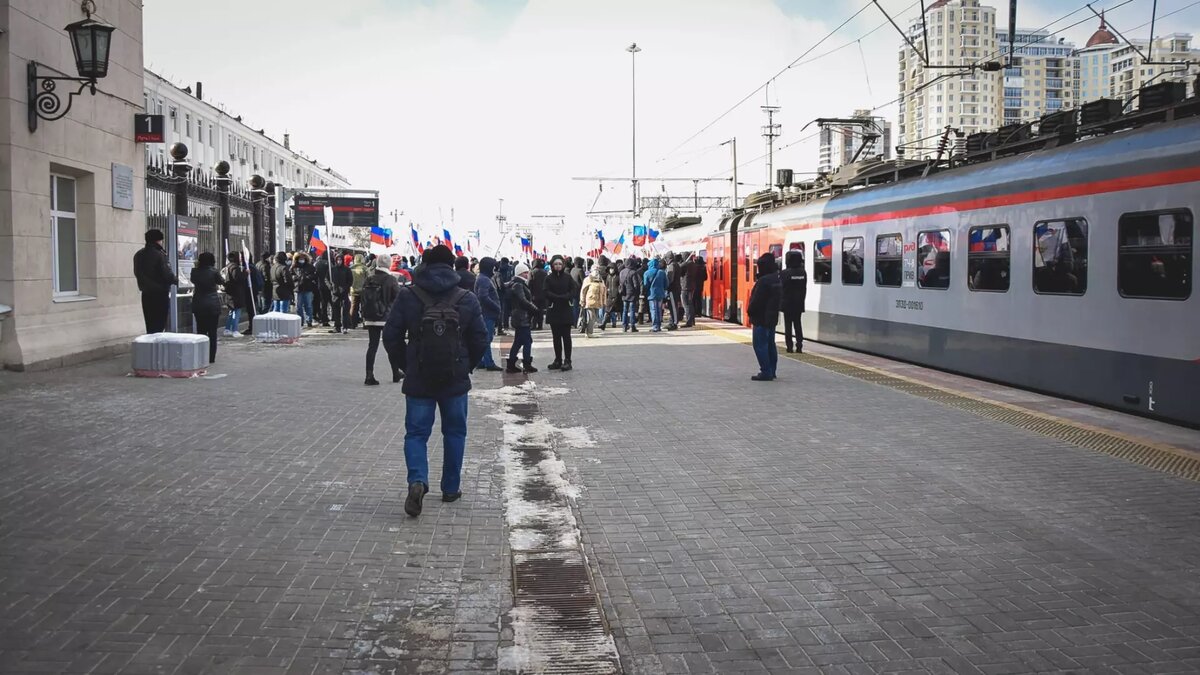     Переезд, даже внутри страны, это один из способов повысить качество своей жизни. В разное время популярными у россиян были разные регионы. «НИ» выяснили, откуда люди сейчас бегут, а куда, наоборот, едут. В каких регионах страны самые привлекательные условия для жизни?