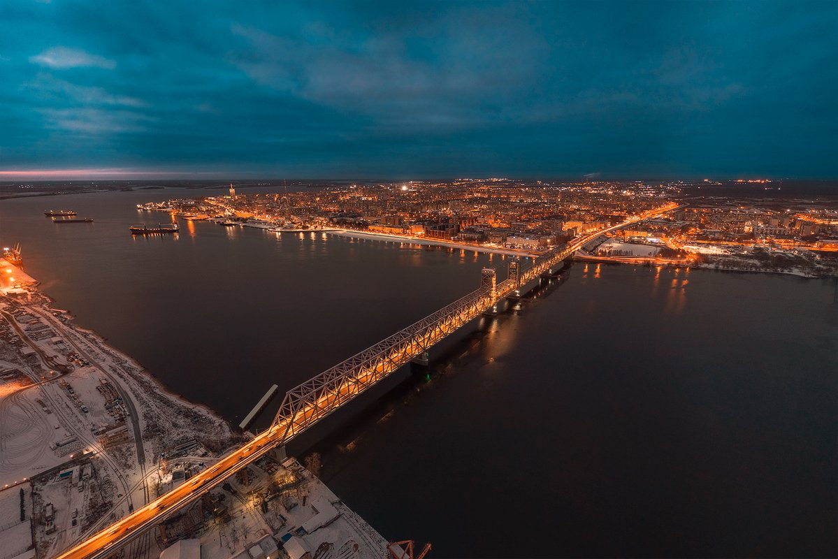 The town that is most. мост тарн франция. мост вздохов кембридж зима. мост палтни англия бат. джереми реннер в фильме город воров.