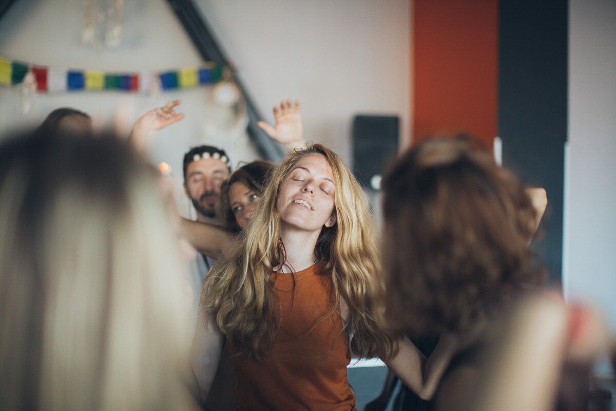 Дэнс эстетика. Одежда для ecstatic dance. Ecstatic copenhagen. Ecstatic copenhagen. Ecstatic copenhagen.