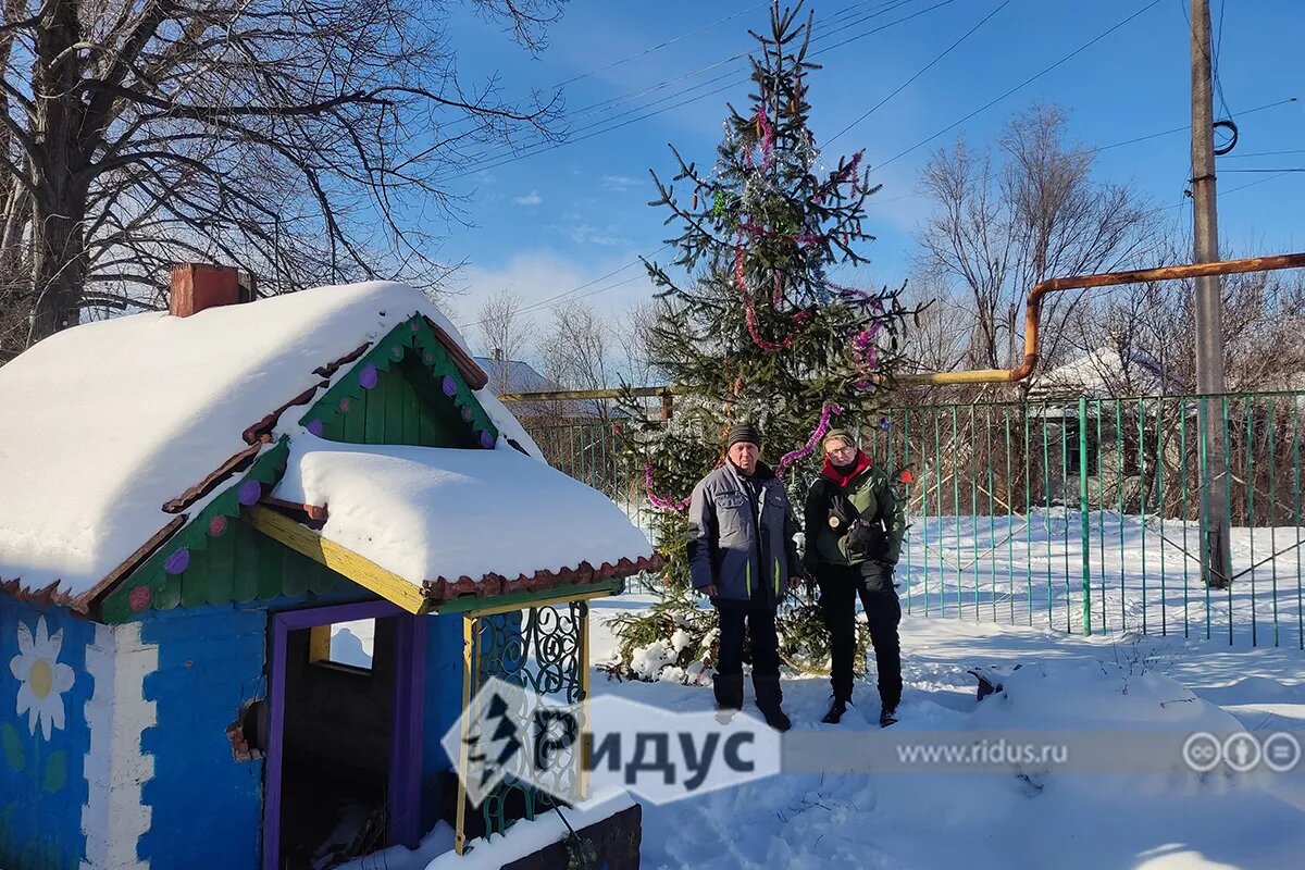 Как реставрируют Русский мир в луганском селе, бывшем недавно украинским |  Ридус | Дзен