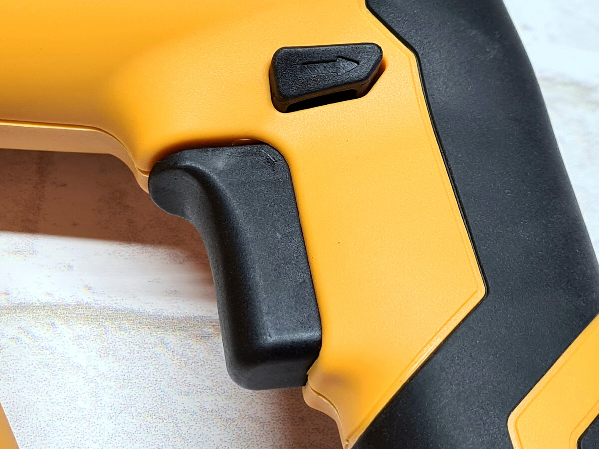 Сегодня в строительстве или ремонте обойтись без аккумуляторного инструмента сложно. Часто бывает, что на объектах еще не подведено электричество или розетка находится очень далеко.-5