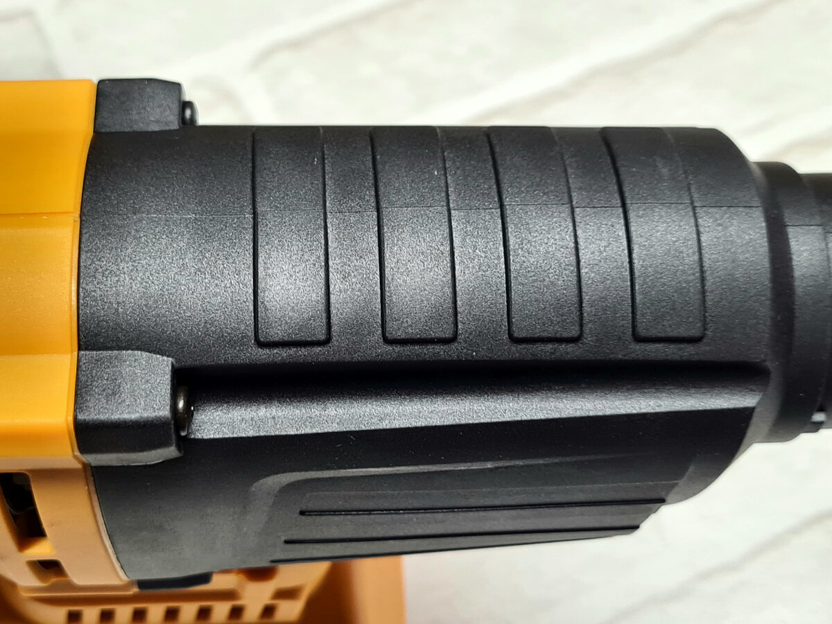 Сегодня в строительстве или ремонте обойтись без аккумуляторного инструмента сложно. Часто бывает, что на объектах еще не подведено электричество или розетка находится очень далеко.-9-2