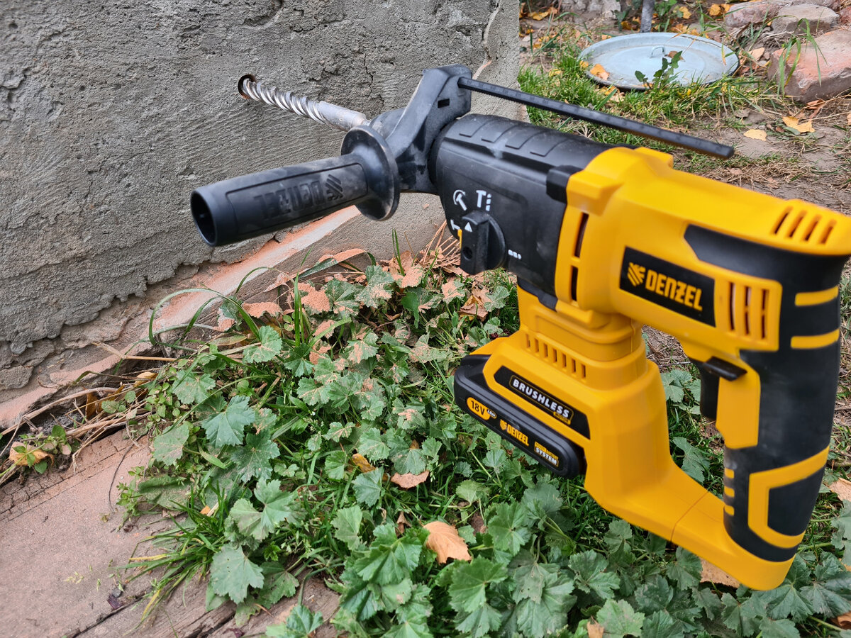 Сегодня в строительстве или ремонте обойтись без аккумуляторного инструмента сложно. Часто бывает, что на объектах еще не подведено электричество или розетка находится очень далеко.-34