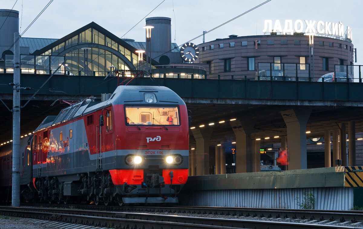 жд вокзал нурлы жол. многофункциональный вокзальный комплекс в мире. железнодорожные вокзальные комплексы. вокзальный комплекс адлер. ладожский вокзал санкт-петербург.