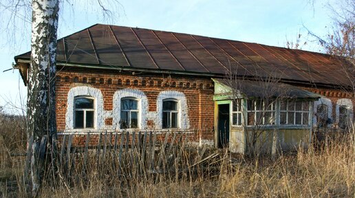 БОГАТАЯ ЗАБРОШЕННАЯ ДЕРЕВНЯ. Много находок СТАРИНЫ. Деревни глубинки России. Тамбовская область