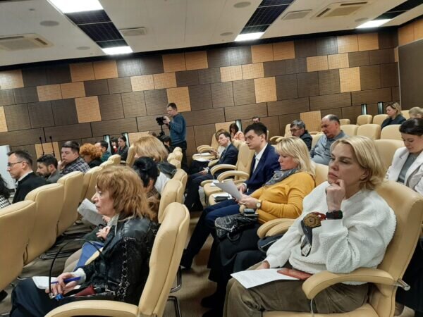 Предприниматели из сектора легкой промышленности, и других отраслей