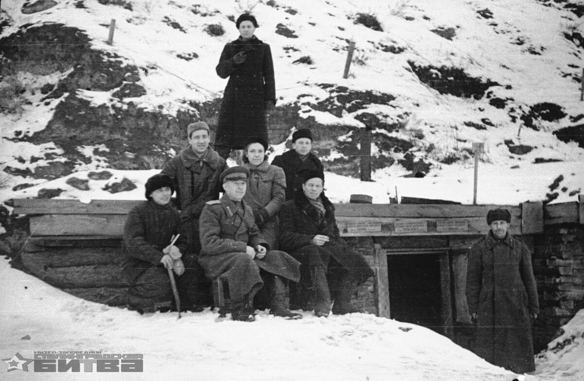 Внешний вид блиндажа командующего 62-й Армии генерал-лейтенанта В.И. Чуйкова, начальника штаба генерал-лейтенанта Н.И. Крылова, члена Военного совета К.А. Гурова. 1943 г.