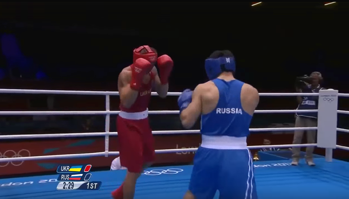 Александр Усик и Артур Бетербиев на Чемпионате мира по боксу в 2011-ом году
