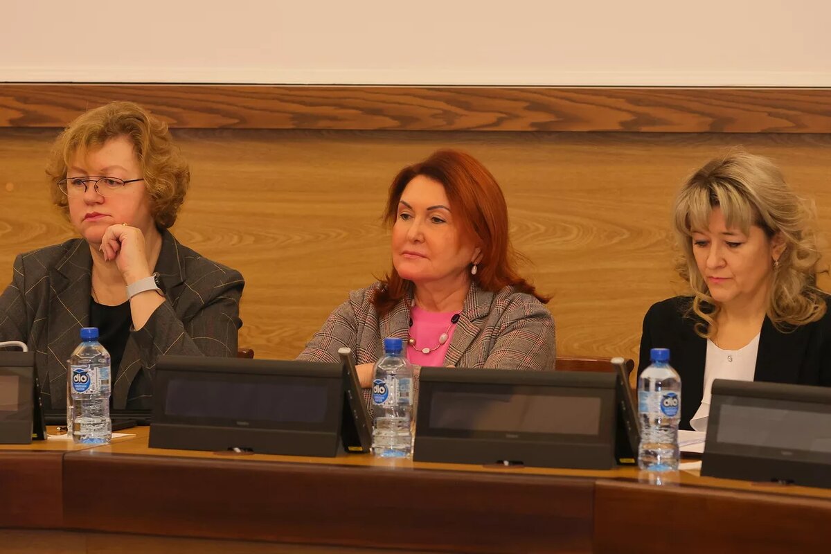 когда моему отцу был 31 год мне было 8 а теперь отец старше меня вдвое. пять лет назад брату и сестре вместе было 9 лет. я старший был пятью годами. я старший был пятью годами. сколько мне будет лет.