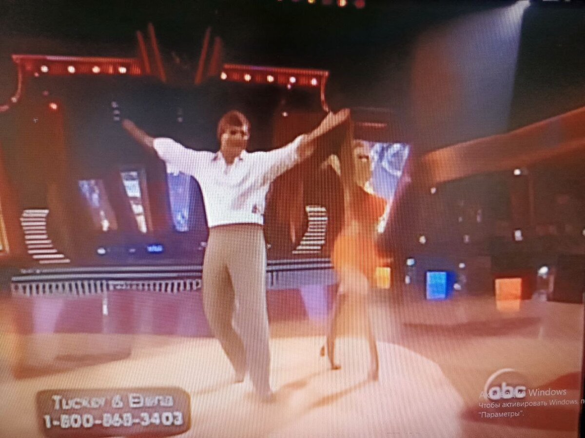 Такер Карлсон и Елена Гриненко