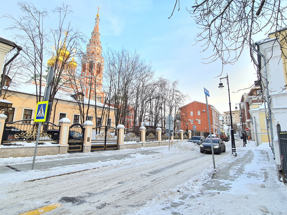 Гуляю по Кадашёвским переулкам в Москве и рассказываю про пиво System  Meltdown от Brewmen | Beer & Travel | Дзен