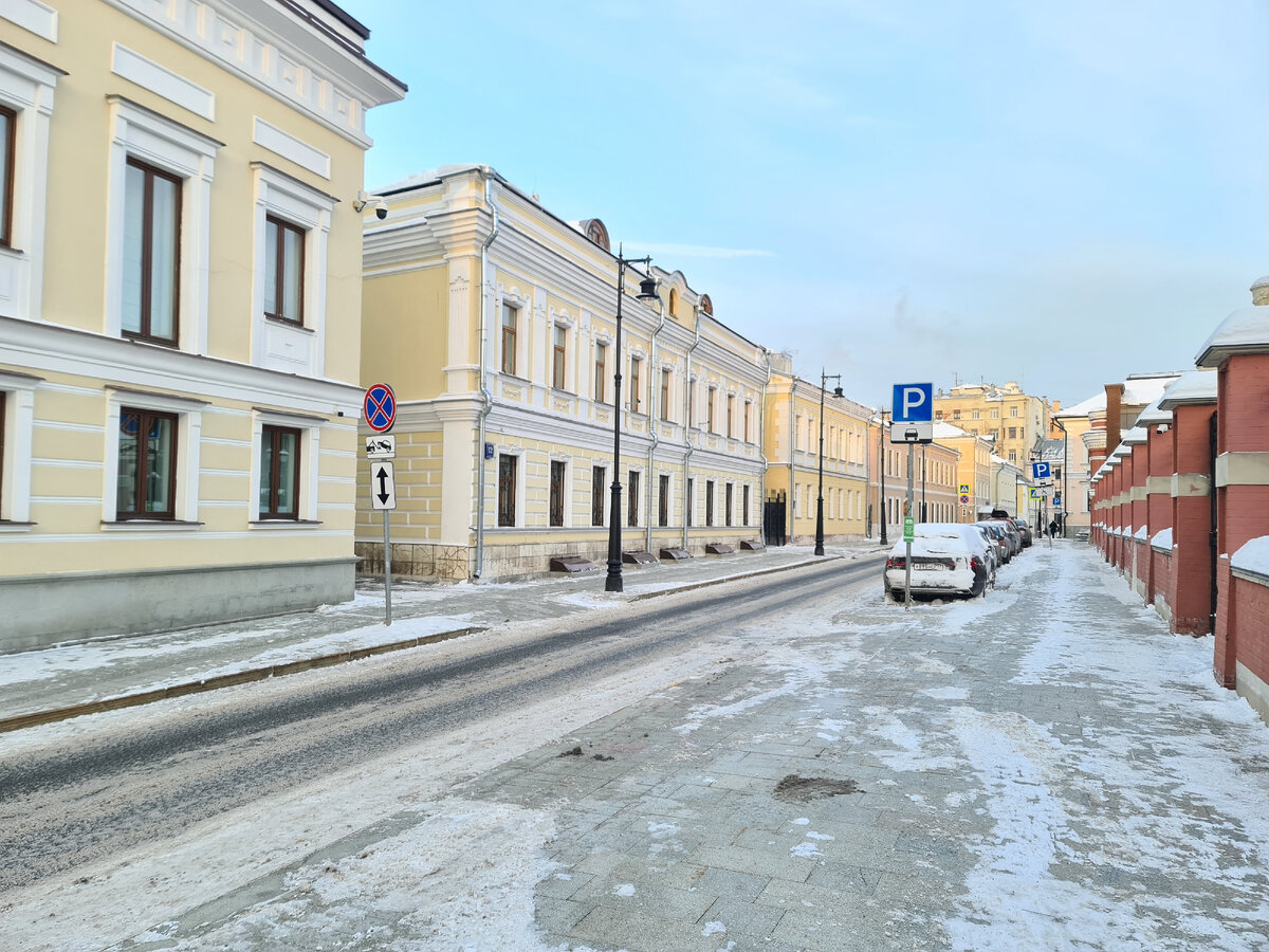 Гуляю по Кадашёвским переулкам в Москве и рассказываю про пиво System  Meltdown от Brewmen | Beer & Travel | Дзен