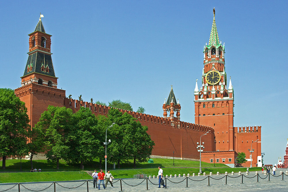 Кремль москва спасская башня. Спасская башня Кремля. Спасская (Фроловская) башня. Спасской башне Московского Кремля. Красная площадь Москва Спасская башня.