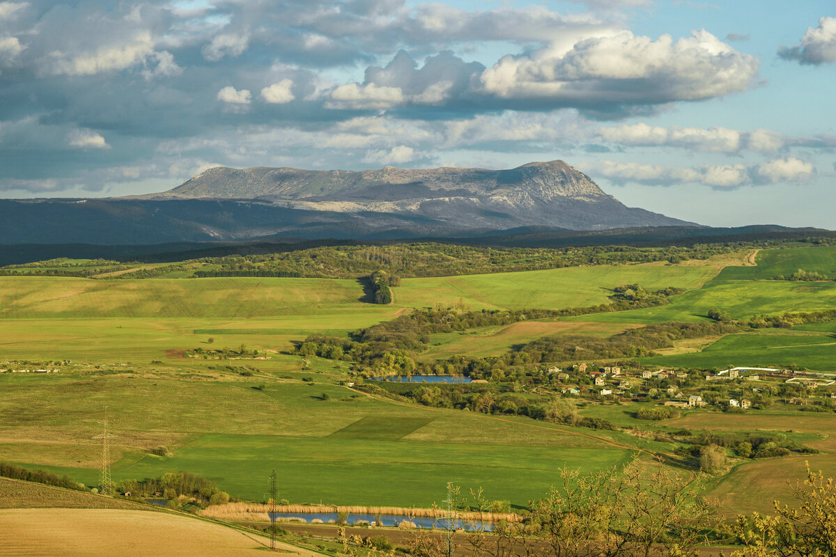 Вид на Чатыр-Даг // Туристический портал Республики Крым, Константин Крестьянинов