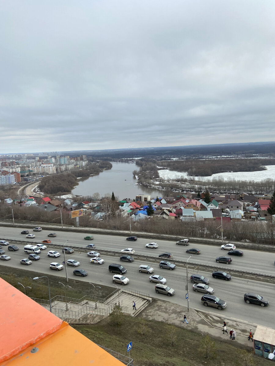 Фото автора, с парковки на крыше ТЦ