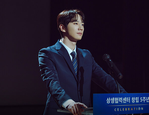 хон джи-юн биография. хон джой. рю хон джу актриса. хонг джи юнг. чан на ра 2021.