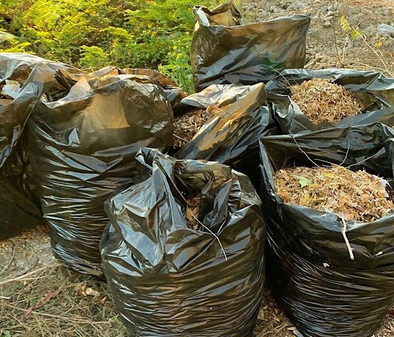 Как сделать компост в мешках из травы. Как сделать компост в мешках из травы. Компост в мешках. Закладка травы. Как сделать компост в мешках из травы.