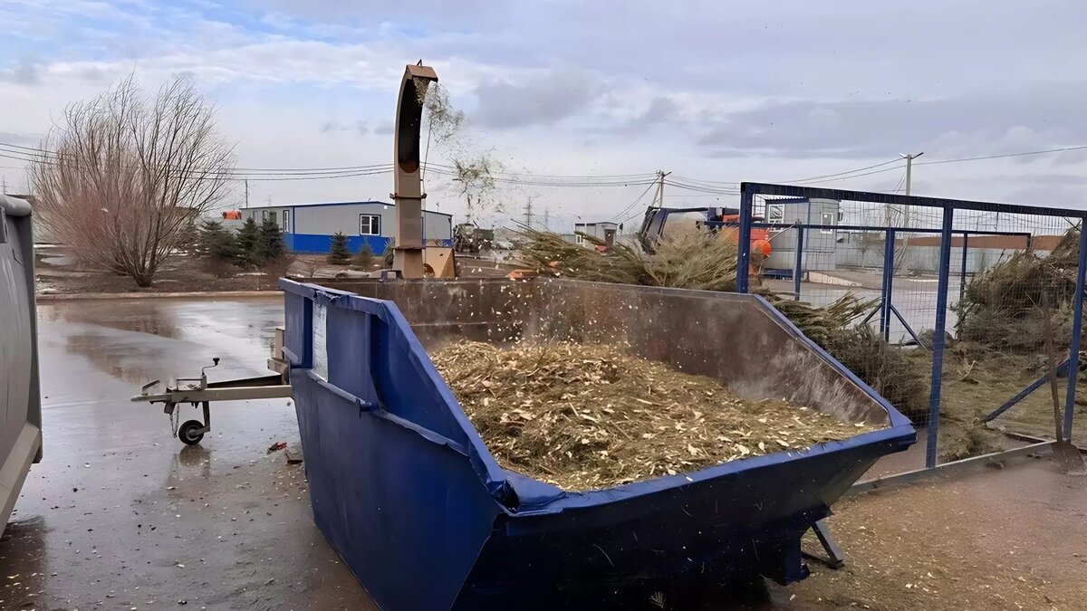     Региональный мусорный оператор в Волгограде подвёл итоги акции «Ёлки-щепки», суть которой сводилась к переработке стволов хвойных деревьев в щепу. В общей сложности удалось переработать более 5 тысяч деревьев.