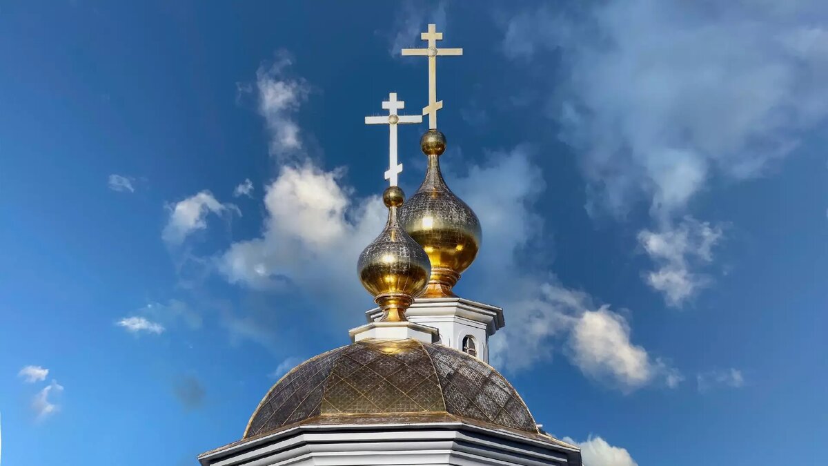     Арбитражный суд Нижегородской области продолжит рассматривать иск предпринимателя Дениса Боярова, который требует снести часть восстановленной стены Крестовоздвиженского монастыря, поскольку считает ее незаконной постройкой. Заседание состоится 13 февраля.