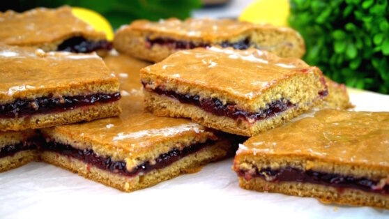    30 минут на кухне: коврижка с повидлом – нежная и простая в приготовлении Анастасия Романова