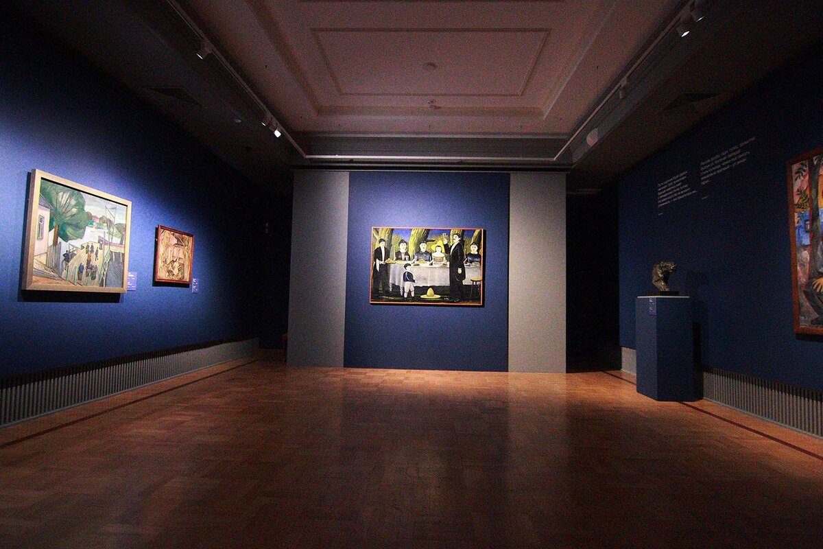 можно за вами приударить не приубейтесь. и у такой. почему у такой красивой девушки нет парня. ты не один. я один.