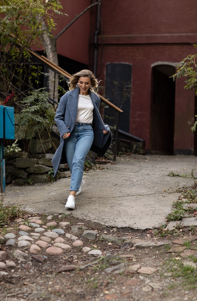 как переводится жила. рисунок жил мальчик вблизи фермопил. как переводится жила. как переводится жила. что означает имя виктория значение.