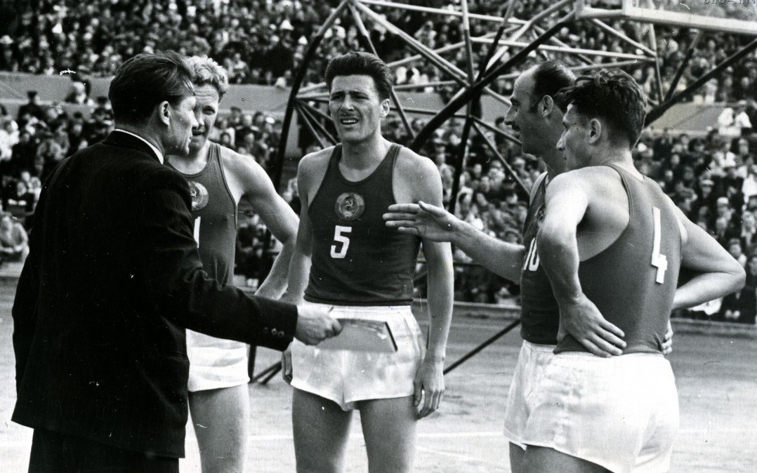 Матчи чемпионатов европы. Чемпионат европы по футболу 2021. Сборная испании евро 2020. Матчи чемпионатов европы. Россия турция футбол.